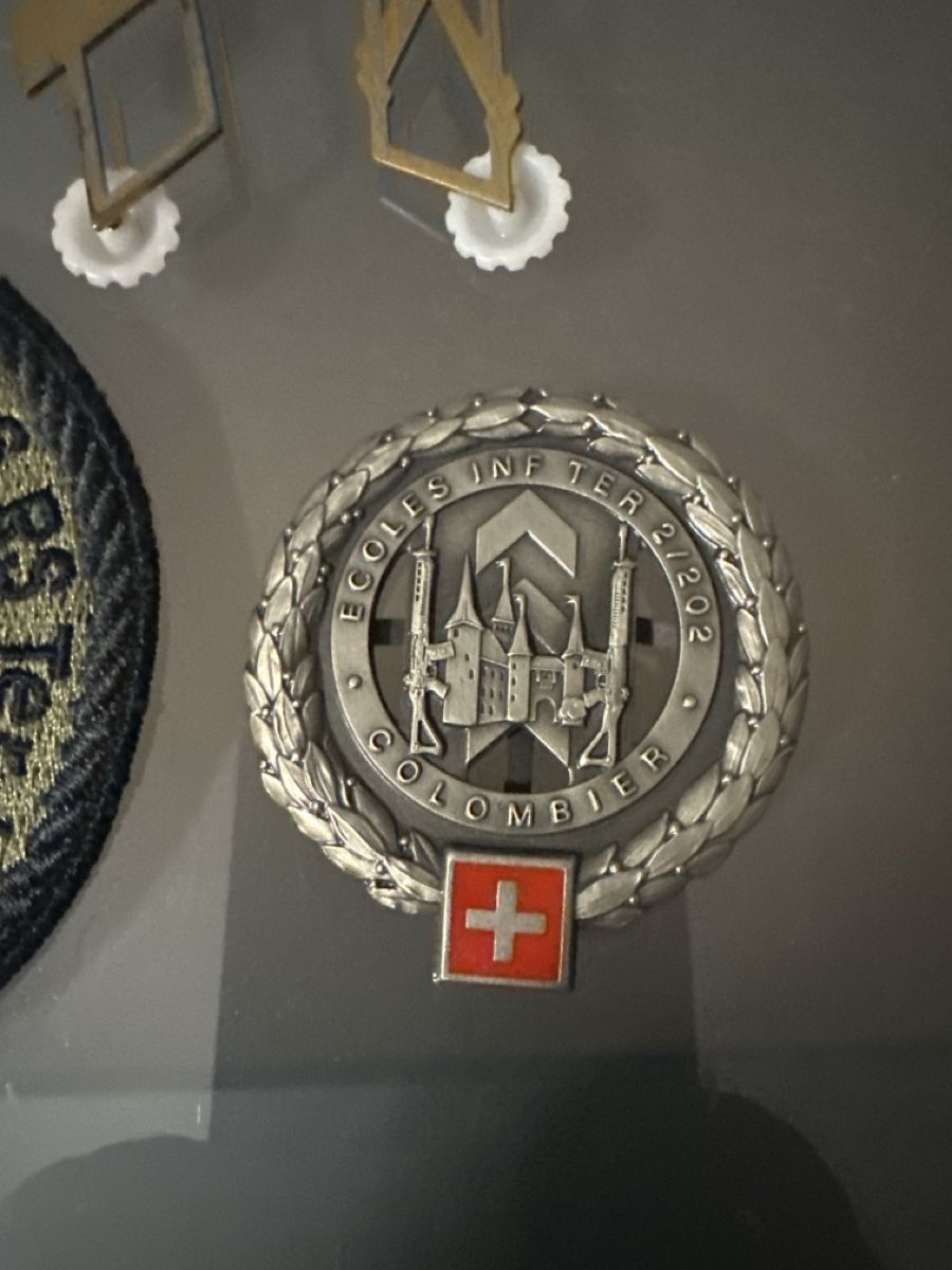 Schweizer Armee Placchette & Badge: Armee Colombier – Usato da Morbio Inferiore venduto da Ecod 1