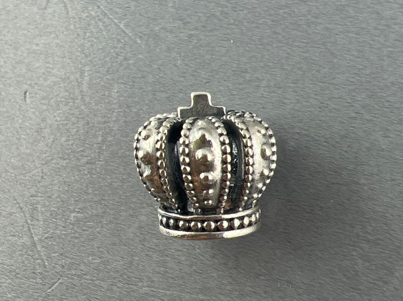 Pandora Pendentifs: Pandora Charm – D'occasion à Niederuzwil par leo_8857