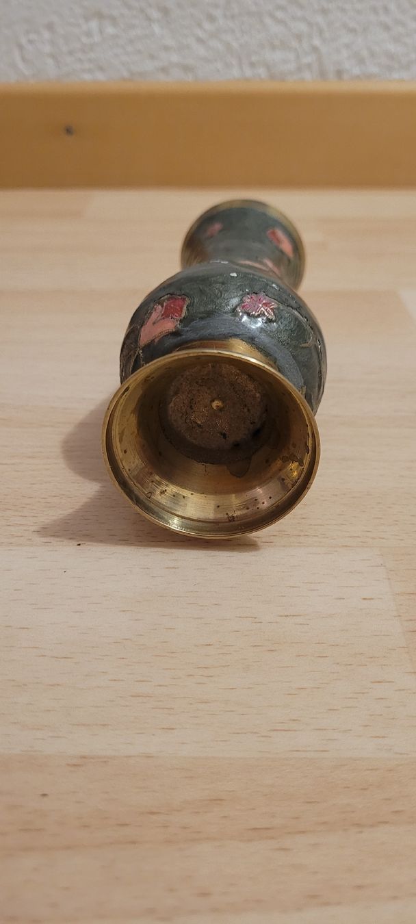 Vasi & Recipienti: Messingvase mit Blumenmuster Vintage – Usato da Schwyz venduto da Vesparider01 1
