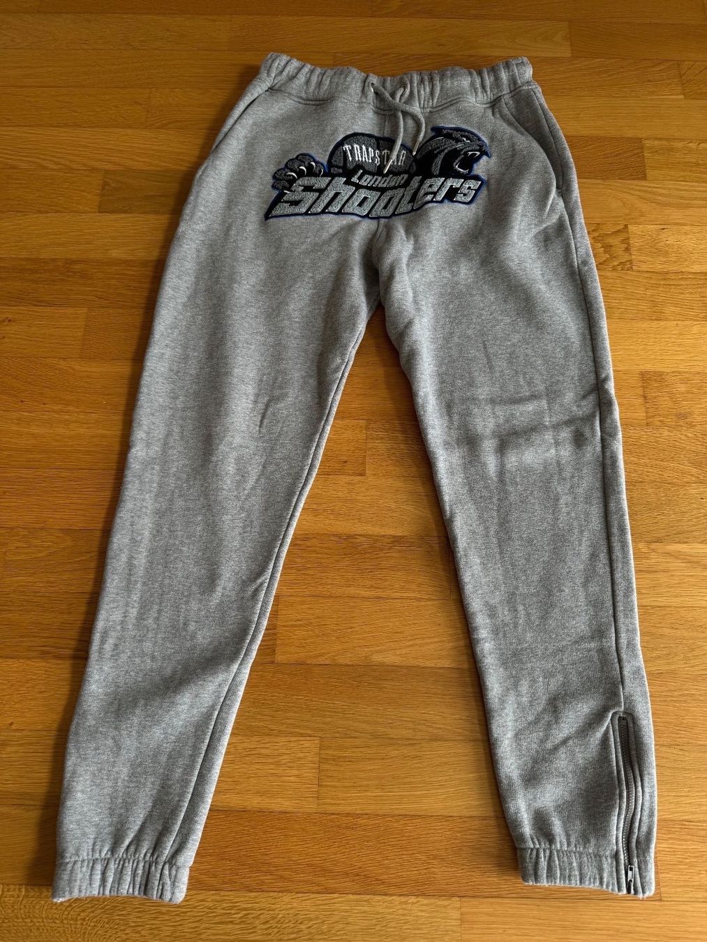 Pantaloni: Trapstar Jogginghose – Nuovo (secondo la descrizione) da Lengnau AG venduto da AJ2001