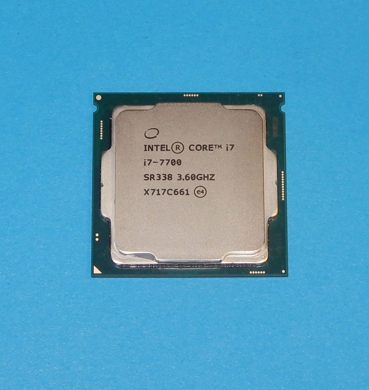 Intel PCs: Intel® Core™ i7-7700 Processor – Gebraucht aus Bern von compischop