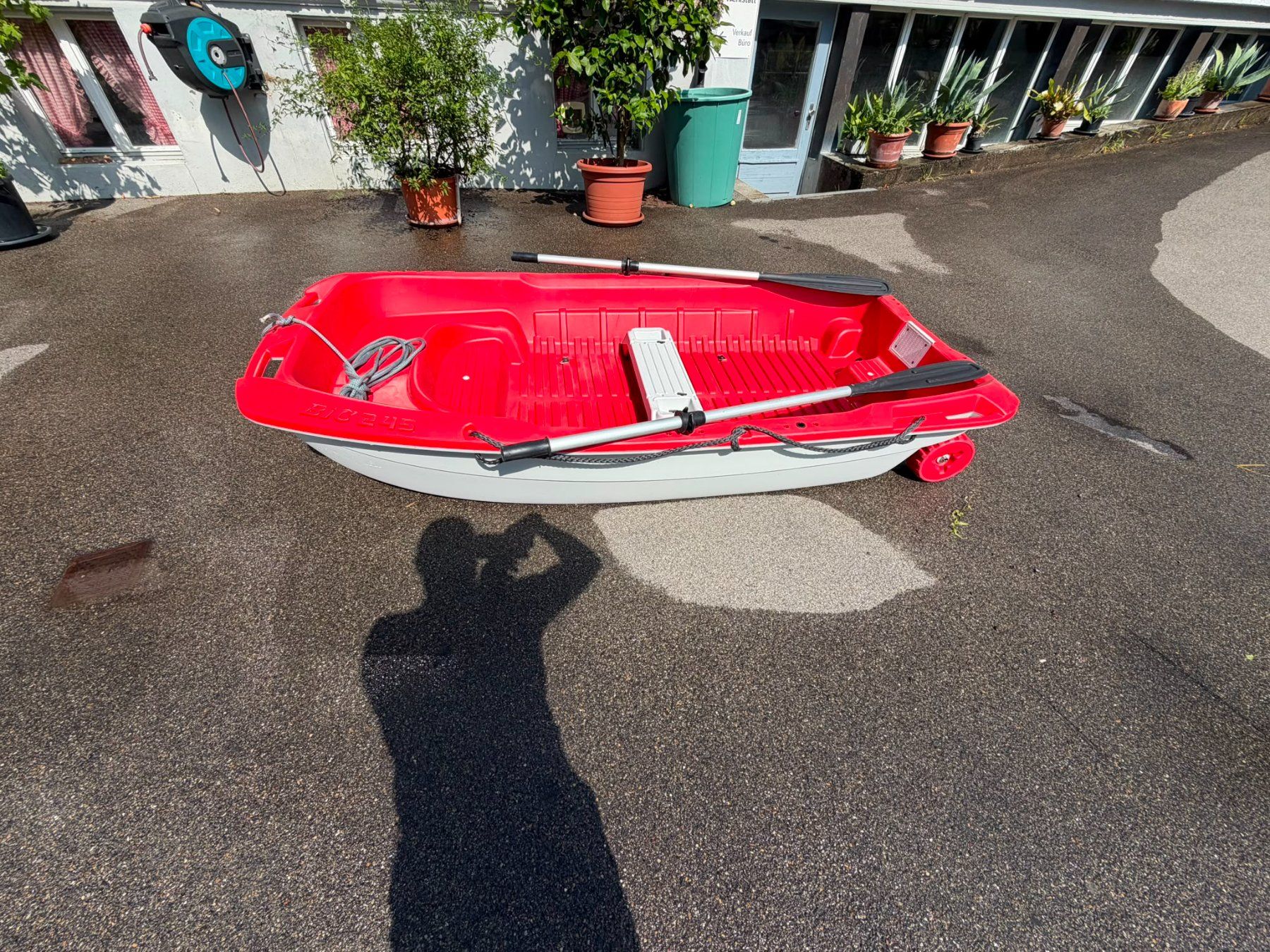Bic Barche: RBB BOAT RULLY Boot mit Rädern Ruder Rot – Usato da Ulisbach venduto da ARS-Trading 5