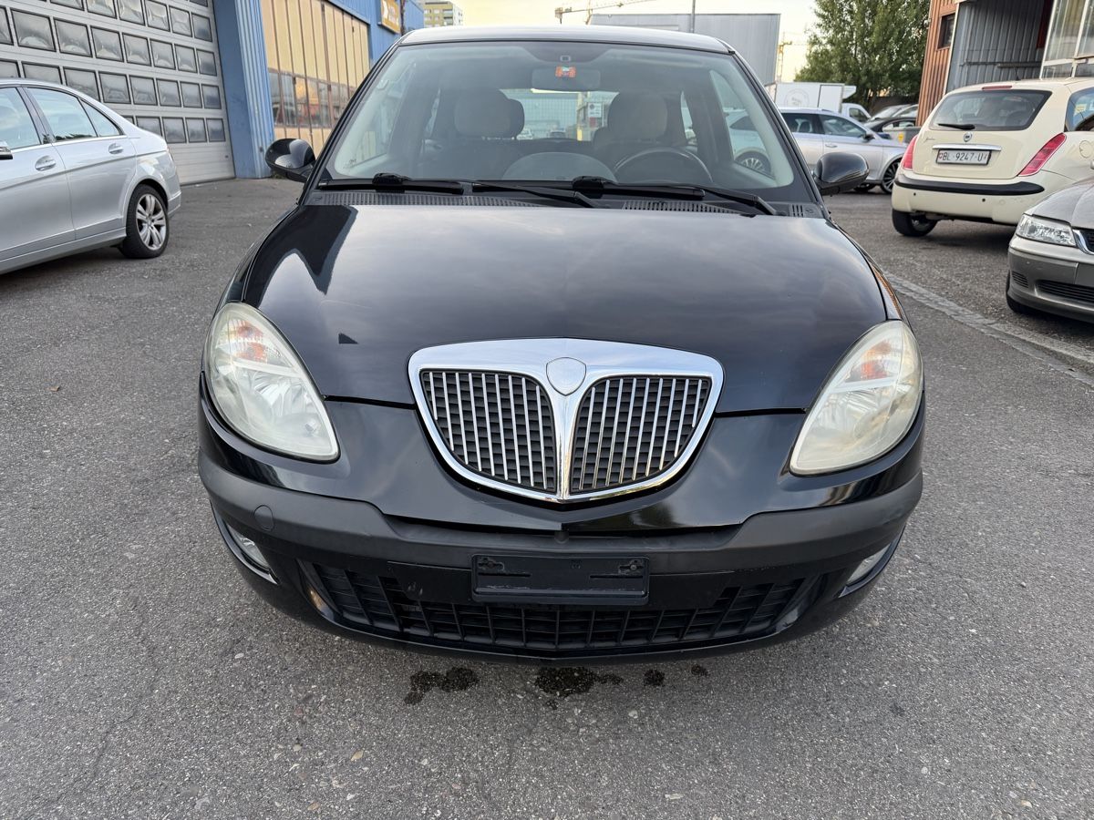 Lancia Automobili: LANCIA Ypsilon 1.4 – Usato da Birsfelden venduto da jli_t8rq 6