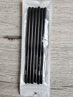 Schwarze Farbstifte
