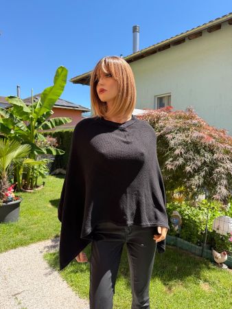 S. Oliver - Schwarzer Poncho  - Top zustand