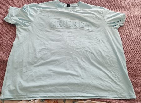 Helles Chicago T-Shirt, Grösse 4XL, perfekt für Sommer!
