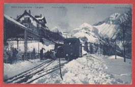 Caux bei Montreux im Winter - Bahn im Bahnhof - ca. 1915