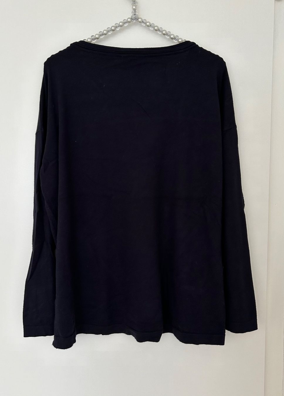 Pullover & Sweatshirts: Cartoon Pulli schwarz Gr. 40 – Gebraucht aus Horn von Resvi 1