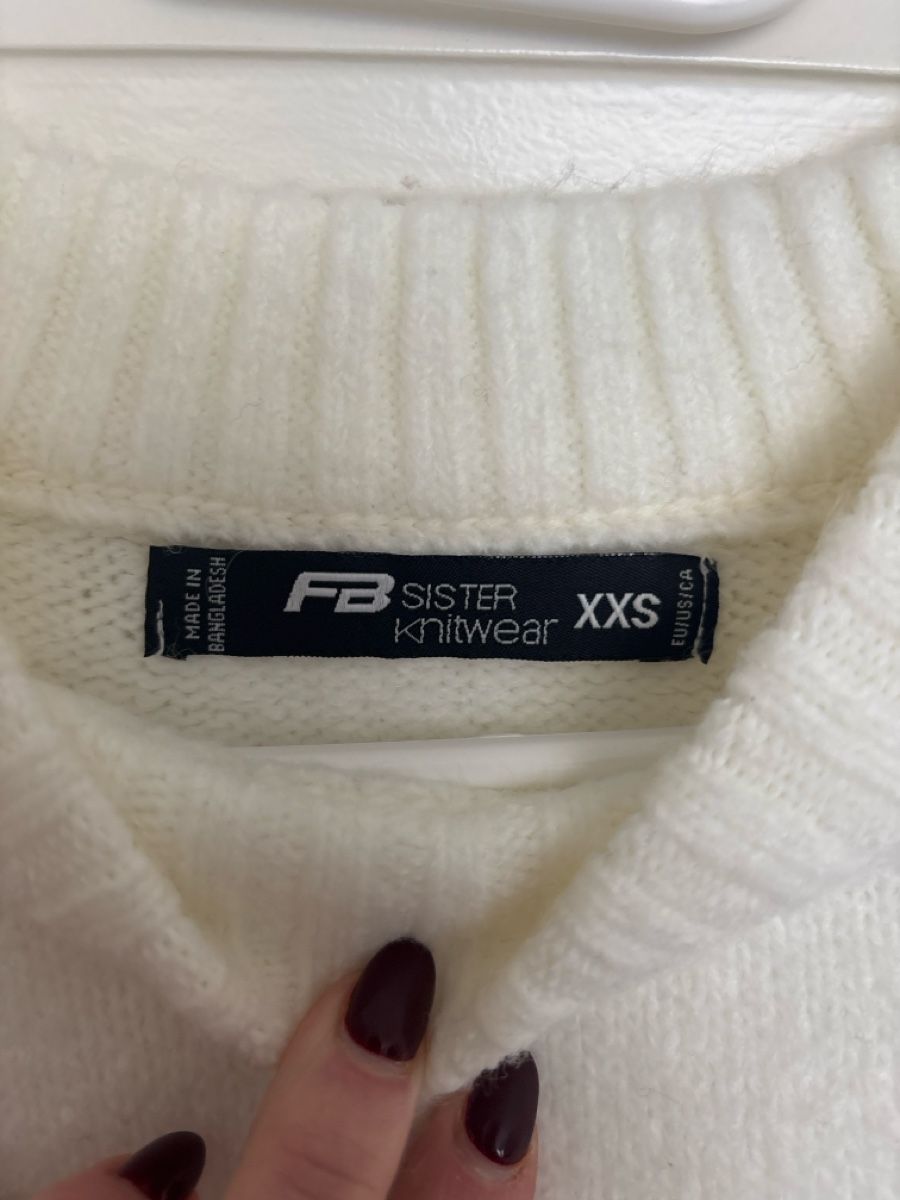 Pullover & Sweatshirts: Weisser Pullover – Neu (gemäss Beschreibung) aus Zürich von M.dxc 1