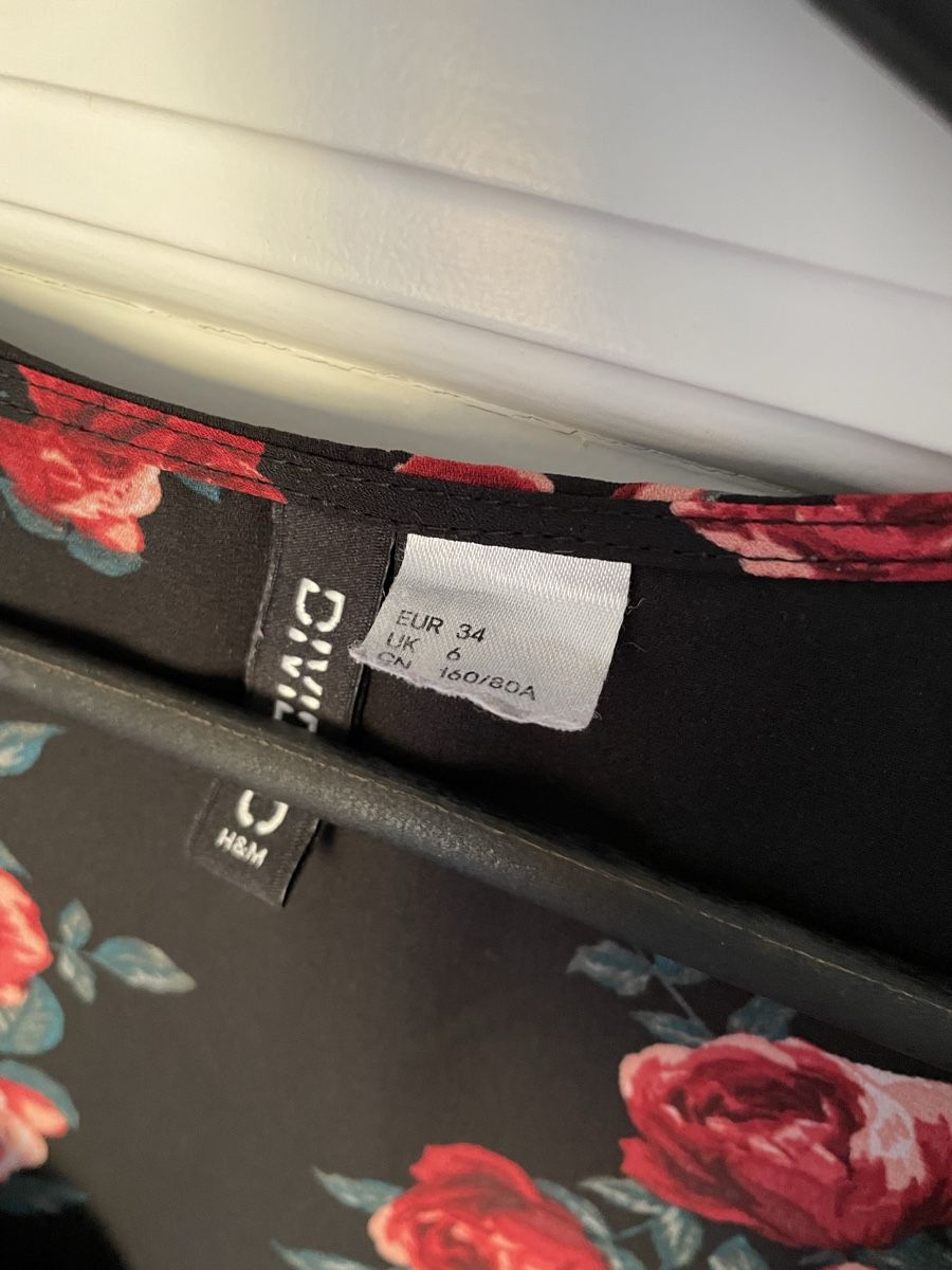 H&M Camicette: H&M Blumenbluse – Usato da Zürich venduto da Ali-Olmi 1