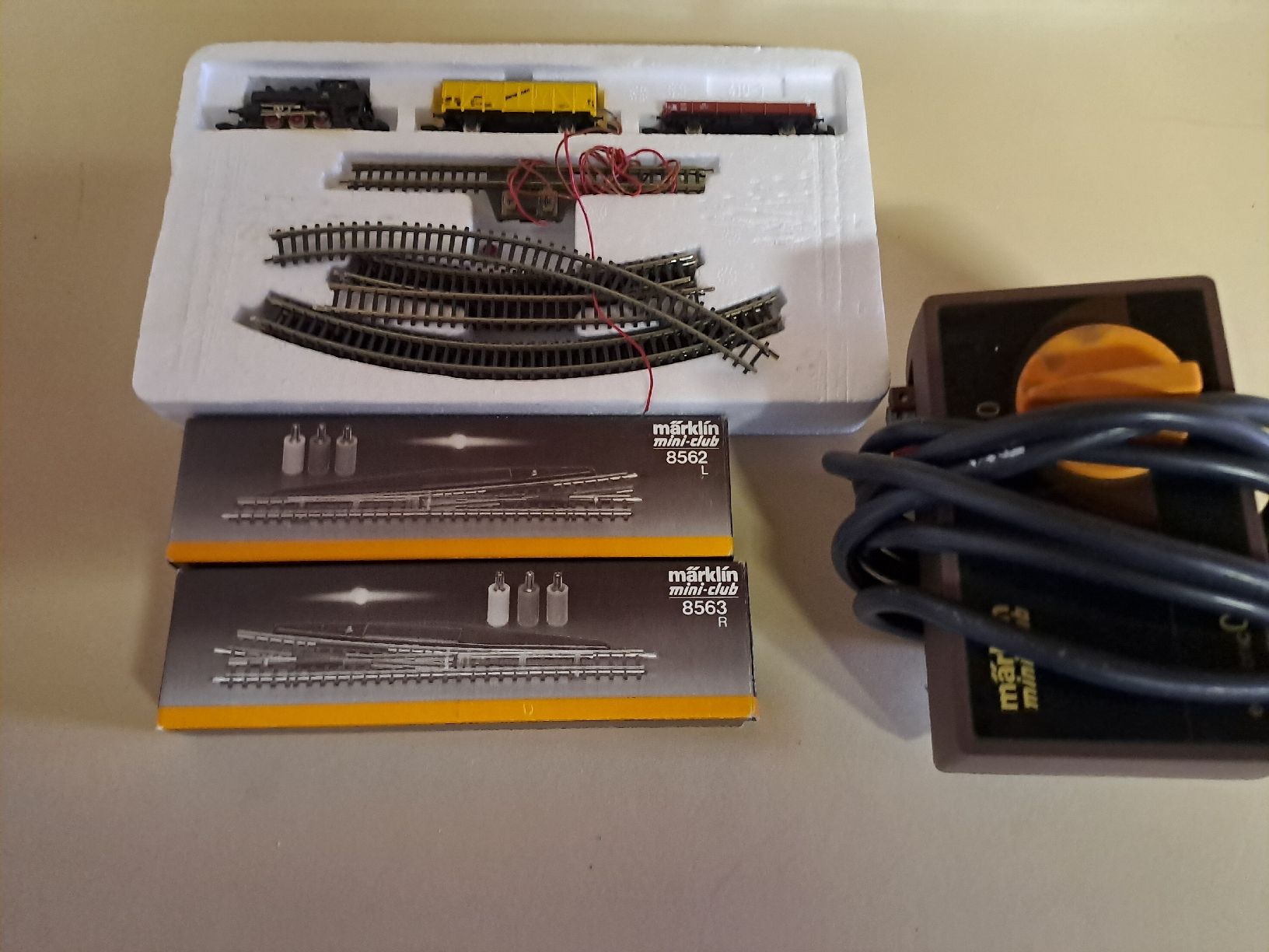 Märklin Modellini di ferrovie: Spur Z Packung mit Trafo Märklin – Usato da Trachslau venduto da Bud_e 2