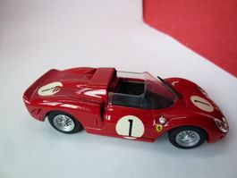 10.--  Ferrari 330P2  - von Best ! rot 1  %% Ausverkauf %%