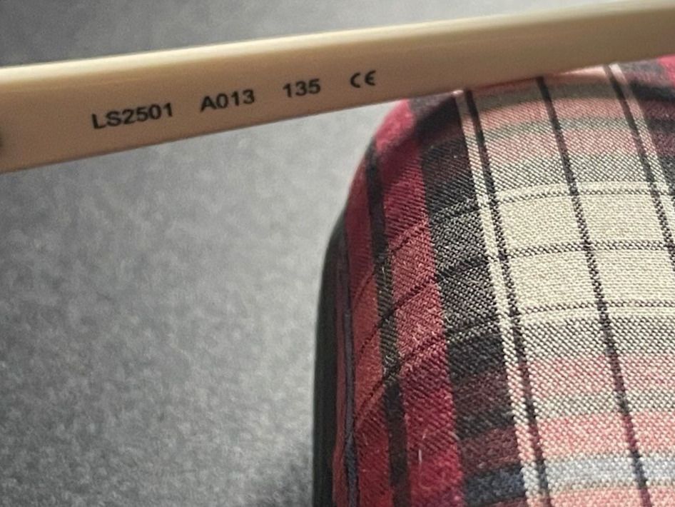 Occhiali & Lenti: Levis Lesebrille/Top Erhaltung/Original mit Etui – Nuovo (secondo la descrizione) da Volketswil venduto da rubin74 7