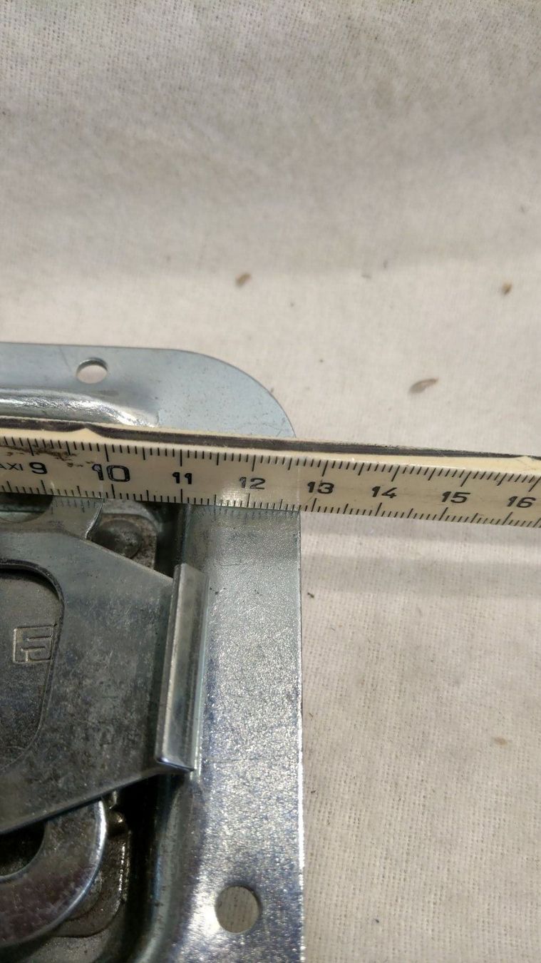 Eisenwaren: 3Stk. Adamhall Overlatches (x879) – Neu (gemäss Beschreibung) aus Däniken SO von Profog1 2