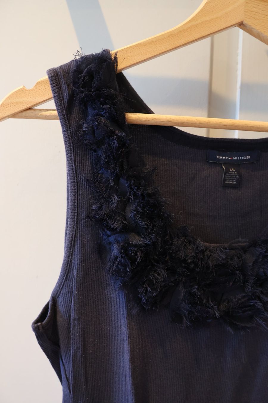 Tommy Hilfiger Top: Dunkelblaues Tommy Hilfiger Top – Usato da Winterthur venduto da jul_v9wx 2