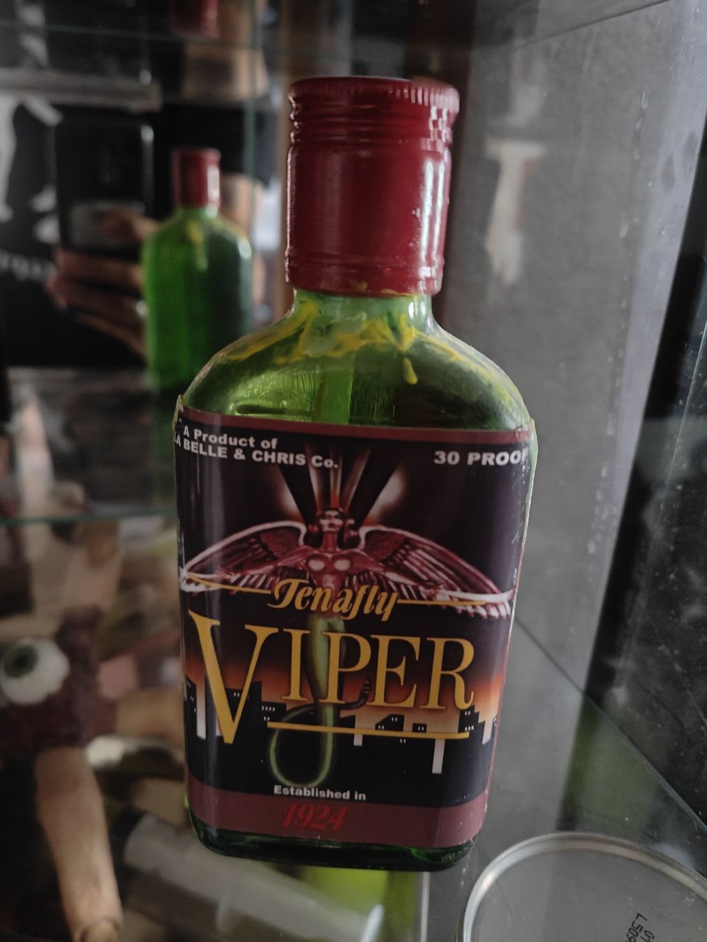 Statuette: Bouteille de Viper street trash  – Nuovo (secondo la descrizione) da Torny le Grand venduto da Bibikounette