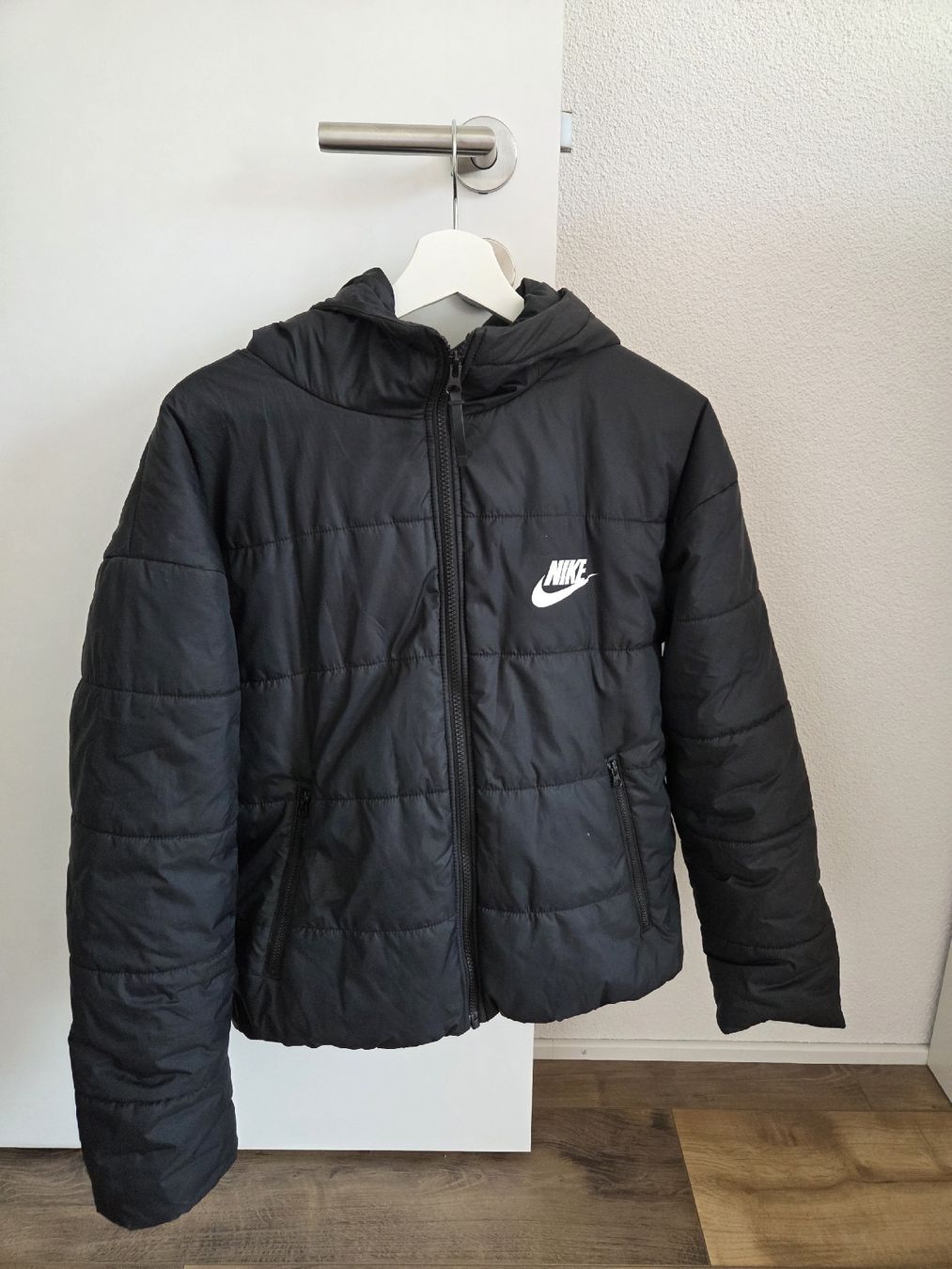 Nike Giacche: Nike Übergangsjacke – Usato da Uffikon venduto da volley253
