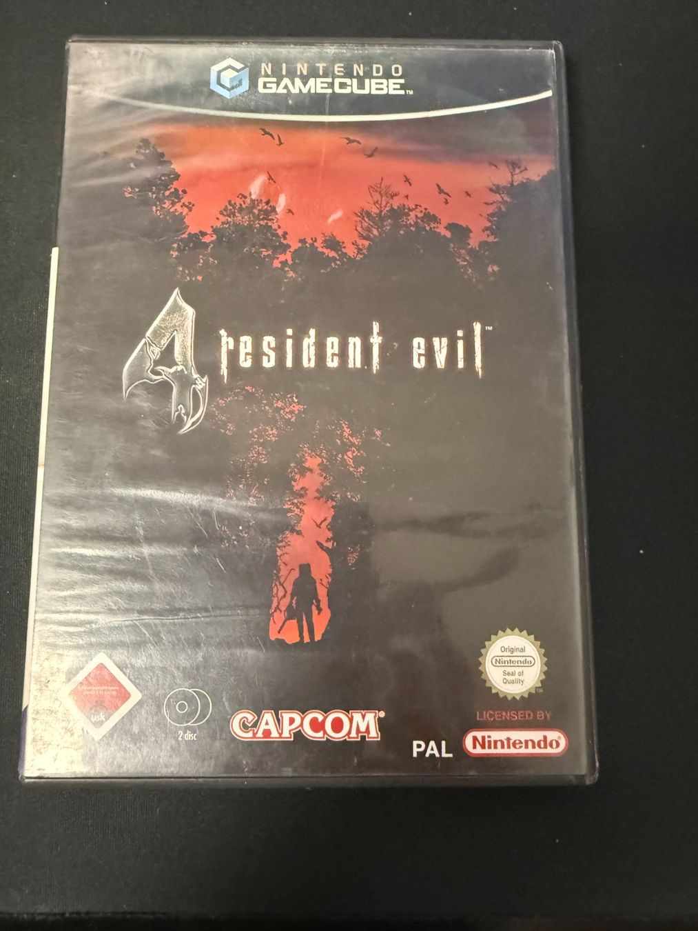 Nintendo Giochi: Resident evil 4 - Nintendo Gamecube – Usato da Pont-de-la-Morge venduto da Darfal