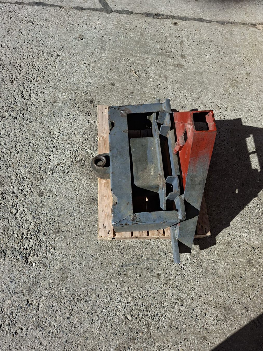 Fendt Parti di macchinari per lavorazione del terreno: Frontgewicht – Usato da Oppligen venduto da gfe_2m6f 1