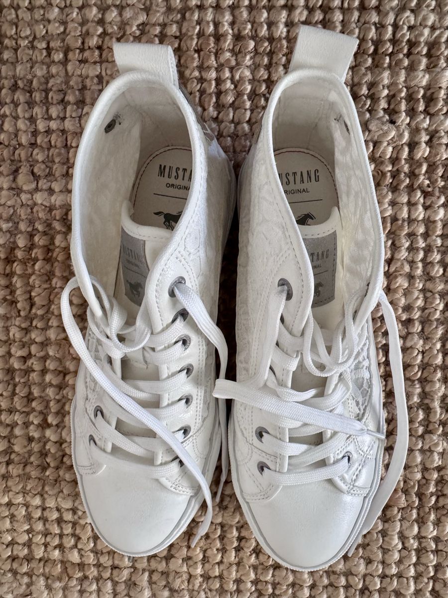 Mustang Scarpe da donna: Sneakers MUSTANG mit Spitze – Nuovo (secondo la descrizione) da Zollikofen venduto da AureusManus 5