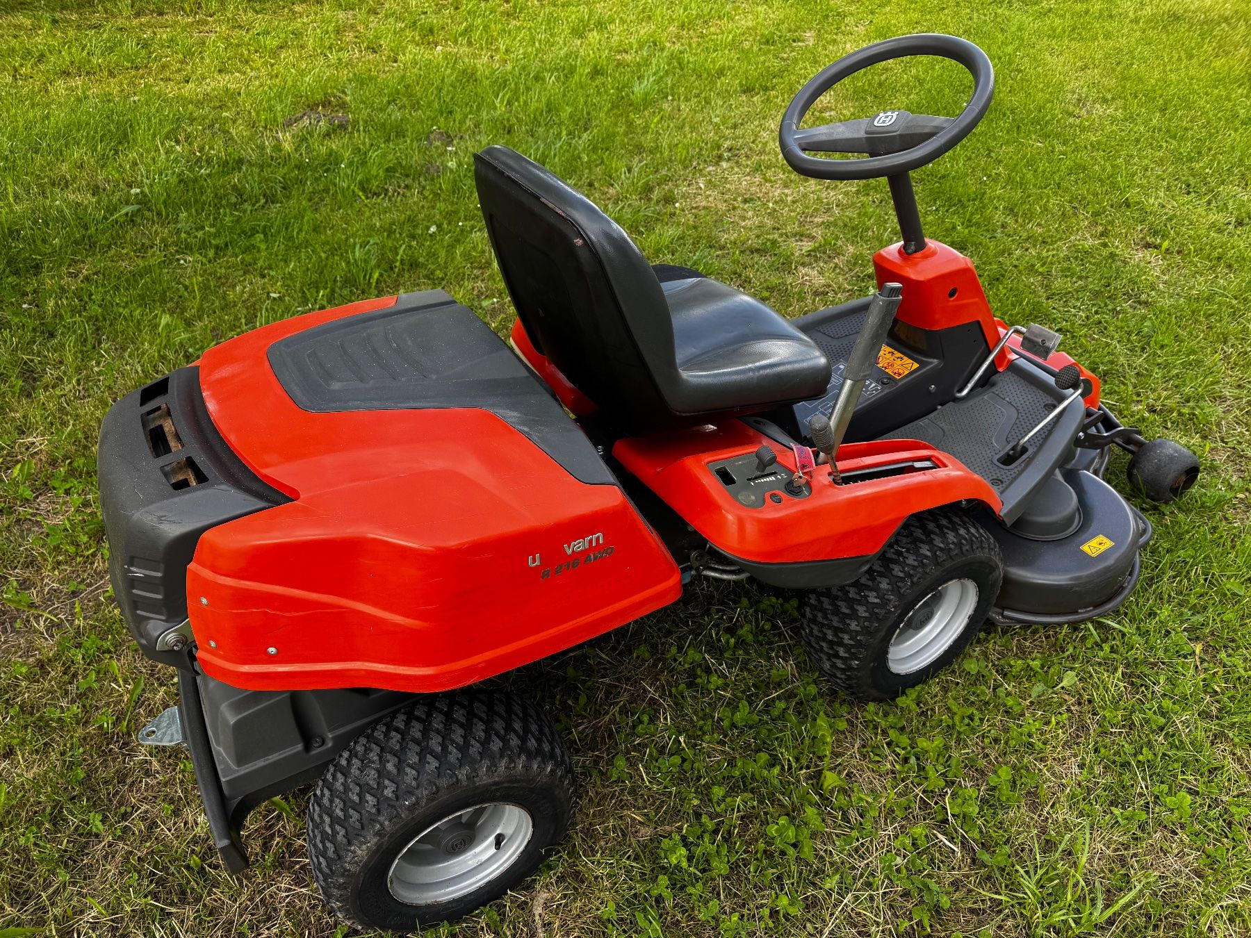 Husqvarna Rasenmäher: Rasentraktor Husqvarna 216 4x4 – Gebraucht aus Niederuzwil von Michael1990_ 3