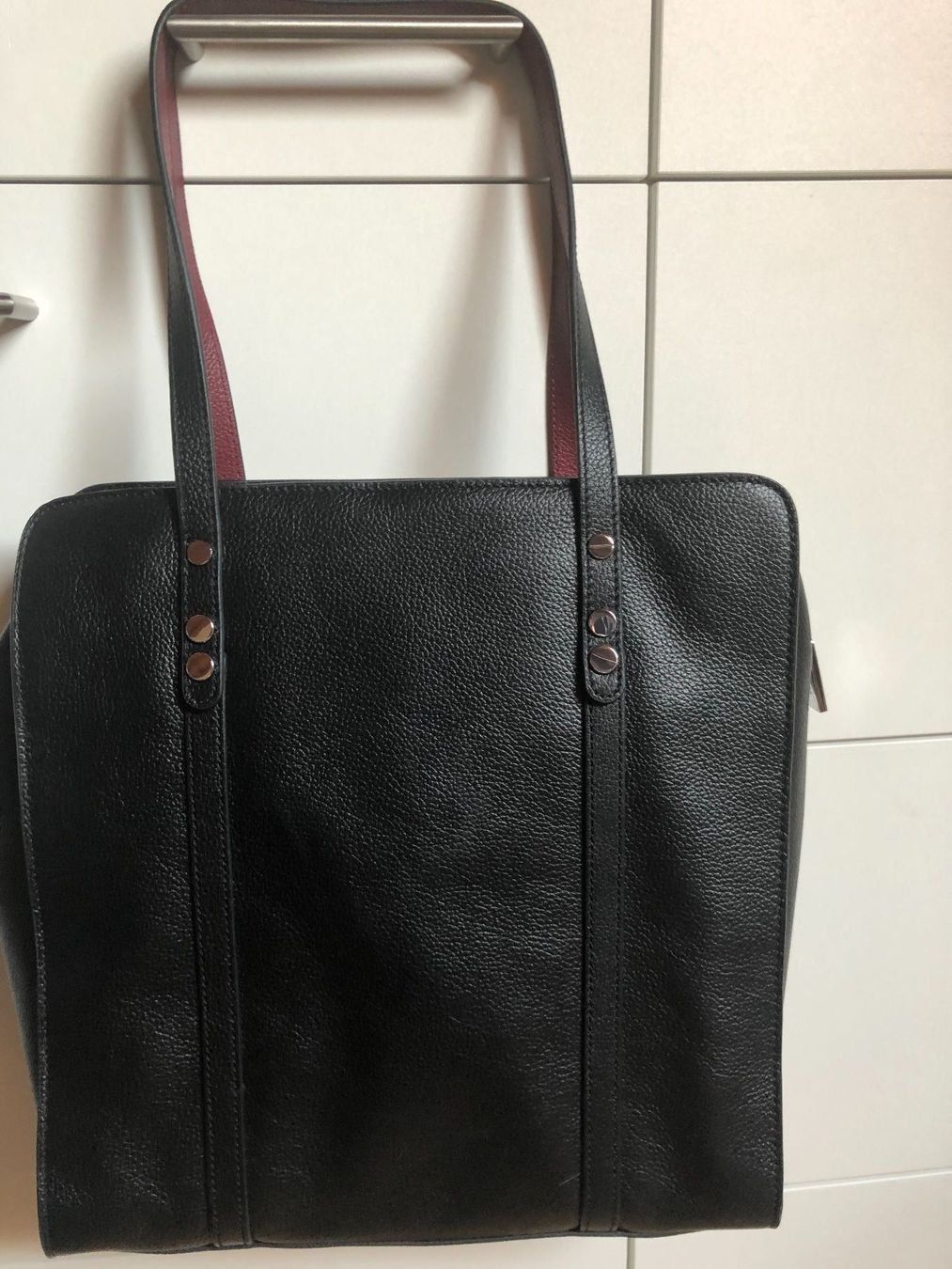 Coccinelle Sacs femmes: Coccinelle Ledertasche/Shopper – D'occasion à Lachen SZ par Klegolas 1