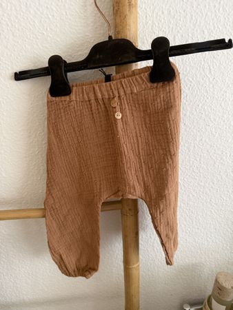 Musselin Hose Gr. 74