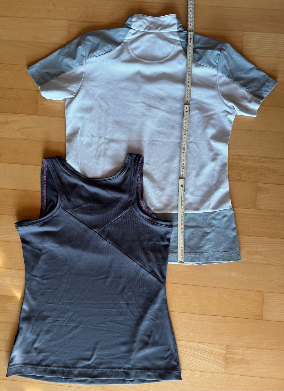 Jack Wolfskin Lotti di vestiti: Jack Wolfskin Laufleibchen und Pulli Grösse M ca.38 – Usato da Wallbach venduto da logologo01 4