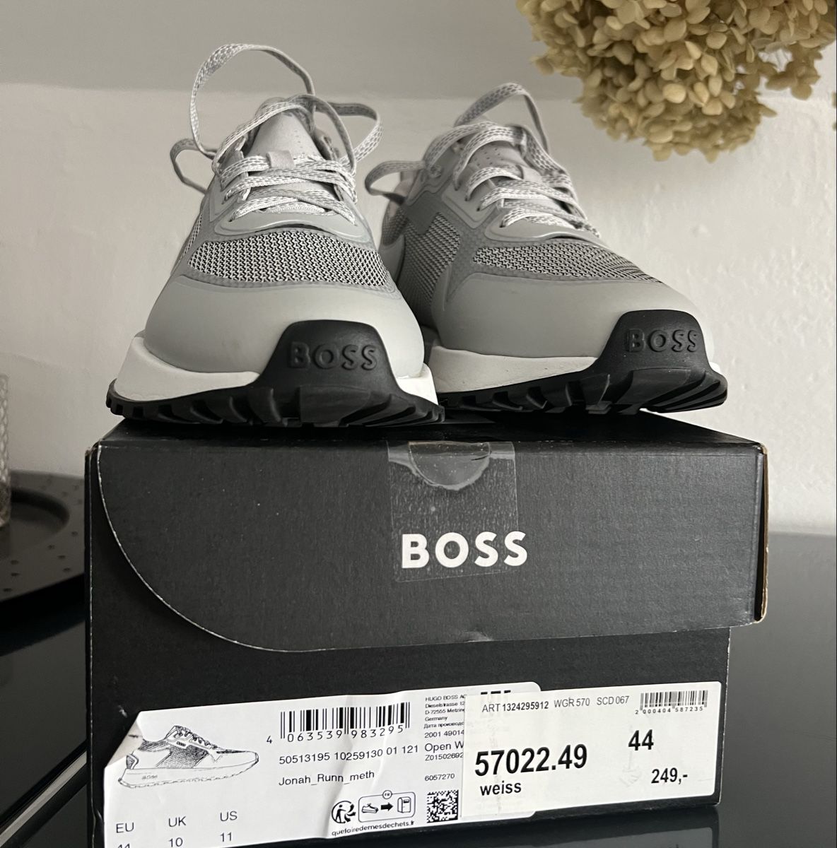 Hugo Boss Herrenschuhe: BOSS Sneakers Grösse 44  – Gebraucht aus chur von Ika11