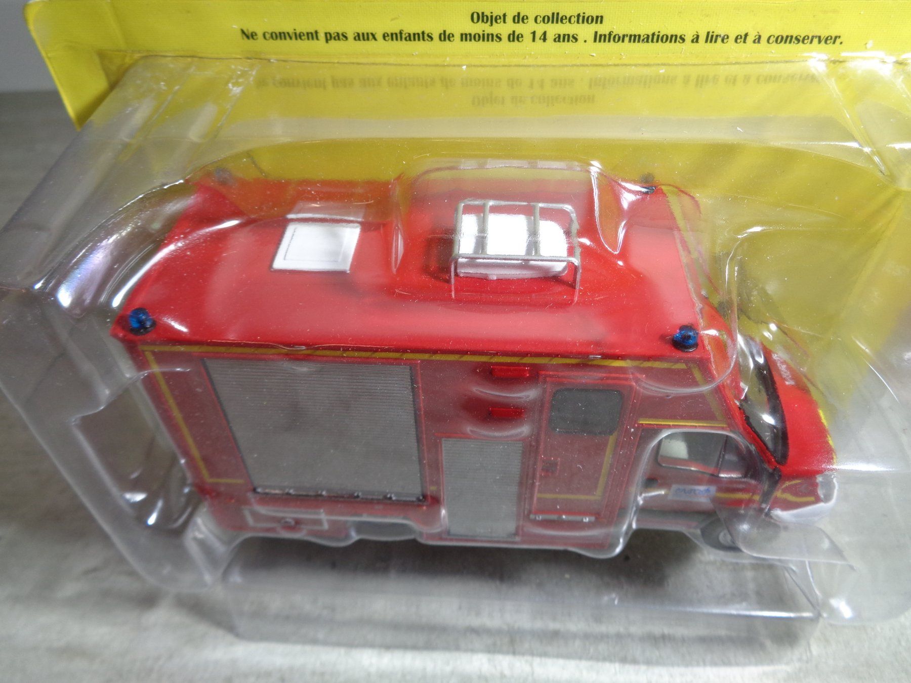 Iveco Modellini d'auto: Hachette 1:43 Pompier Iveco Daily 65C18 – Nuovo e nell'imballaggio originale da Reconvilier venduto da rallycar 5