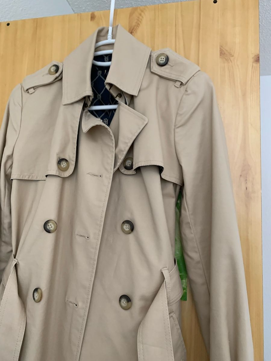 Tommy Hilfiger Cappotti: Damen Trenchcoat Tommy Hilfiger – Usato da schänis venduto da Pattifra 3