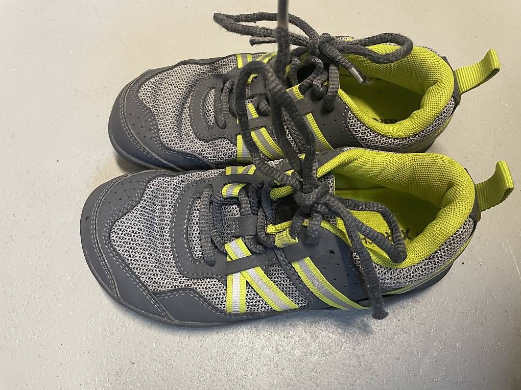 Scarpe per ragazzi: Barfuss Schuhe – Usato da Meierskappel venduto da Bonolita