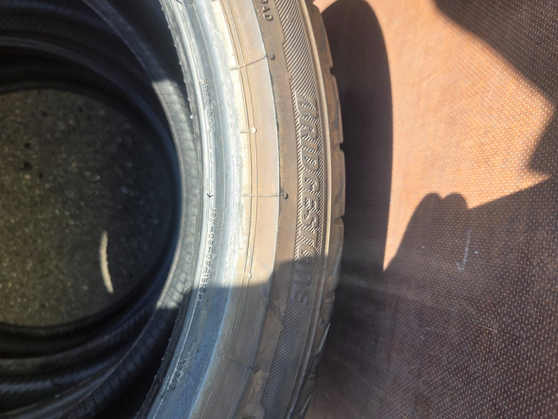 Pneumatici & Ruote complete: 235 / 45 R 19  95W Bridgestone – Usato da Fischbach-Göslikon venduto da Emanuel.Bardhi 4