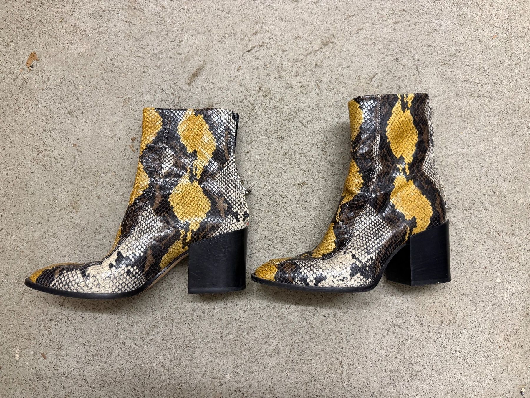 Damenschuhe: Aeyde Leather Animal Print Boot – Gebraucht aus Zürich von ele_nd88 1