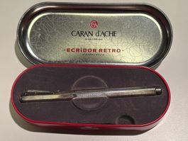 Caran d'Ache FÜLLFEDERHALTER ECRIDOR™ RETRO PLATINBESCHICHTE