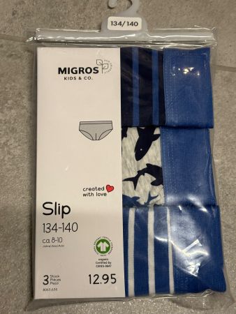 Slip neuf 134 - 140