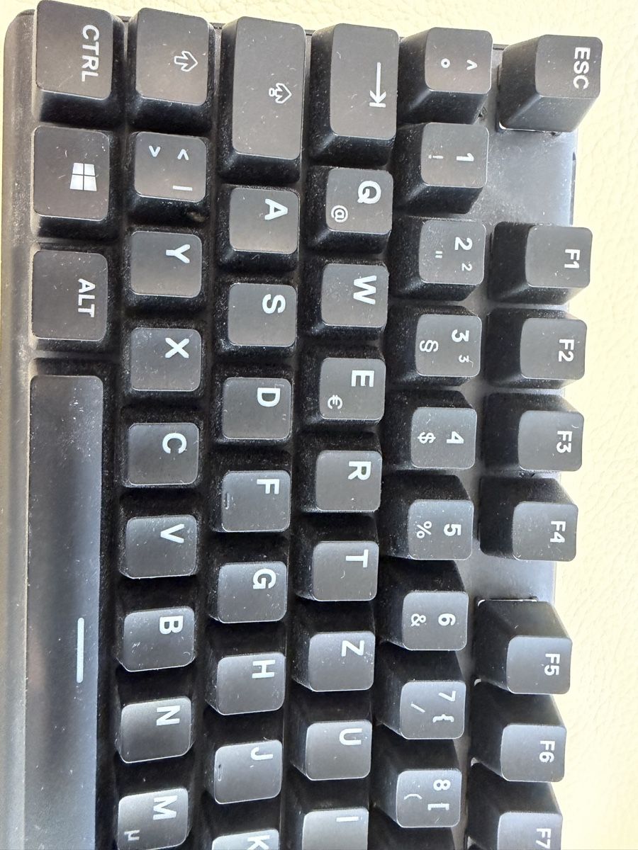 Claviers: STEELSERIES Apex Pro – Neuf (Voir description) à Chêne-Bougeries par adzg 3