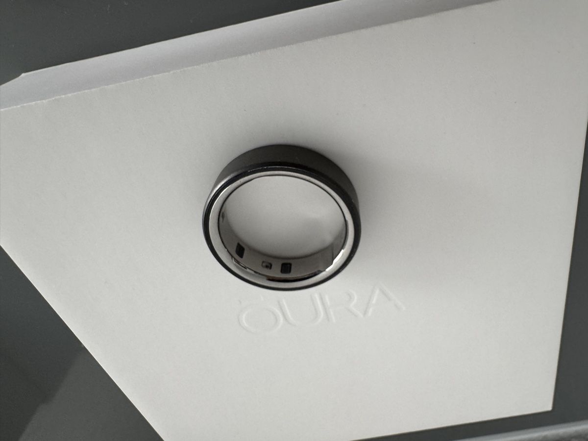 Oura Ringe: Oura Ring 4 13, Stealth Smart-Ring – Gebraucht aus Niederrohrdorf von 54Belaadpa43 1