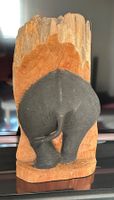 Skulptur Elefant handmade aus einem Stück Holz