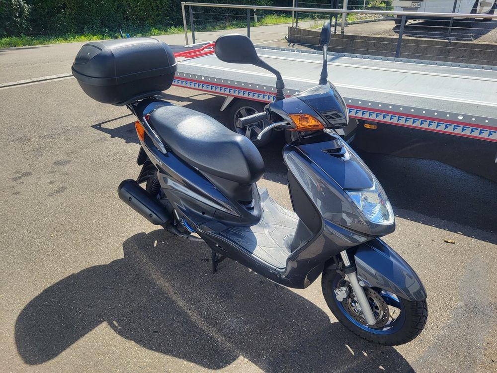 Couvercle De Moteur Pour Yamaha XC 125 Cygnus - Pièce D'occasion, Voir Photos