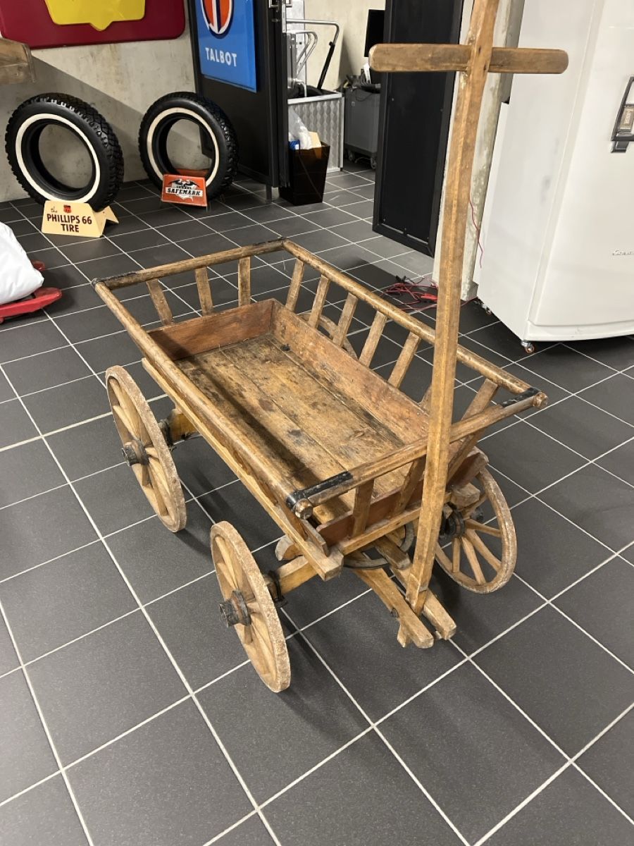Toutes les décorations: Leiterwagen alt – D'occasion à Lohn-Ammannsegg par Timoeger