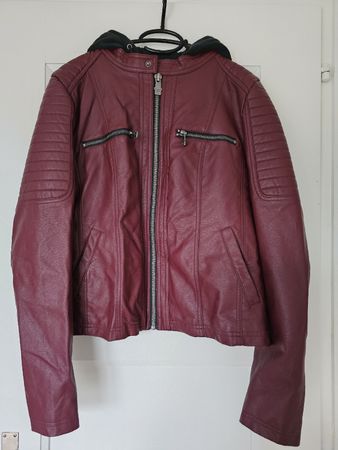 Black Premium by EMP - Rote Kunstlederjacke mit Kapuze L