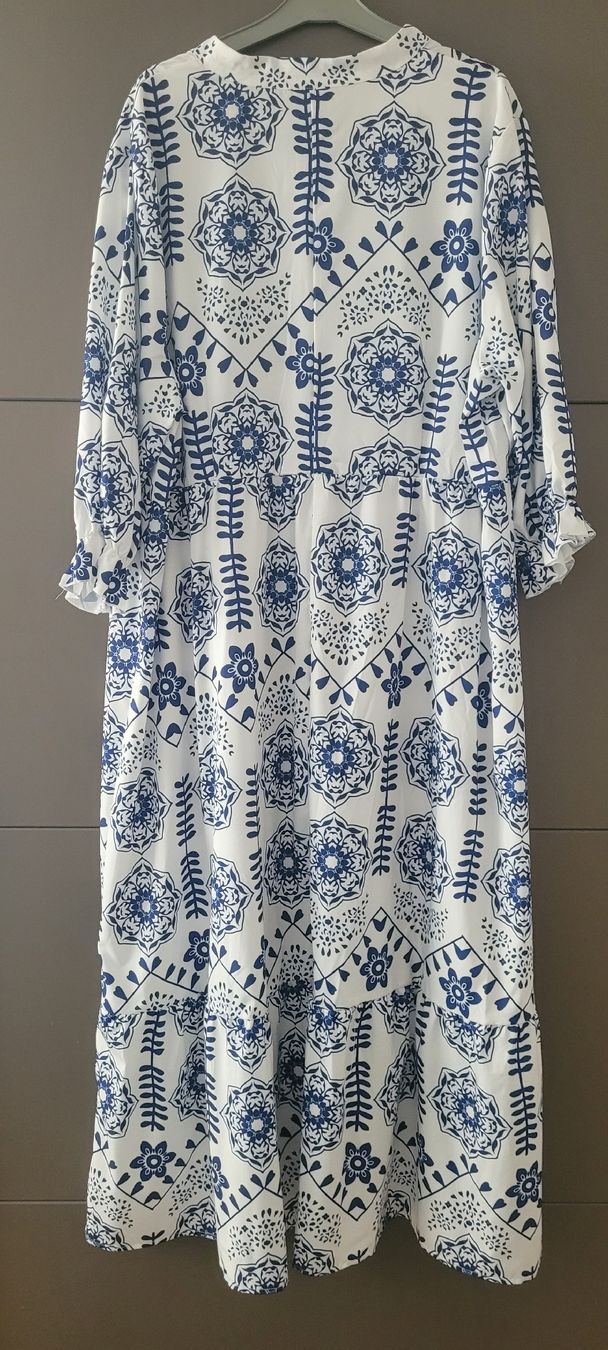 Vestiti: Robe longue imprimée bleue et blanche 4XL/Neuve – Nuovo (secondo la descrizione) da Vevey venduto da x_y_f 1