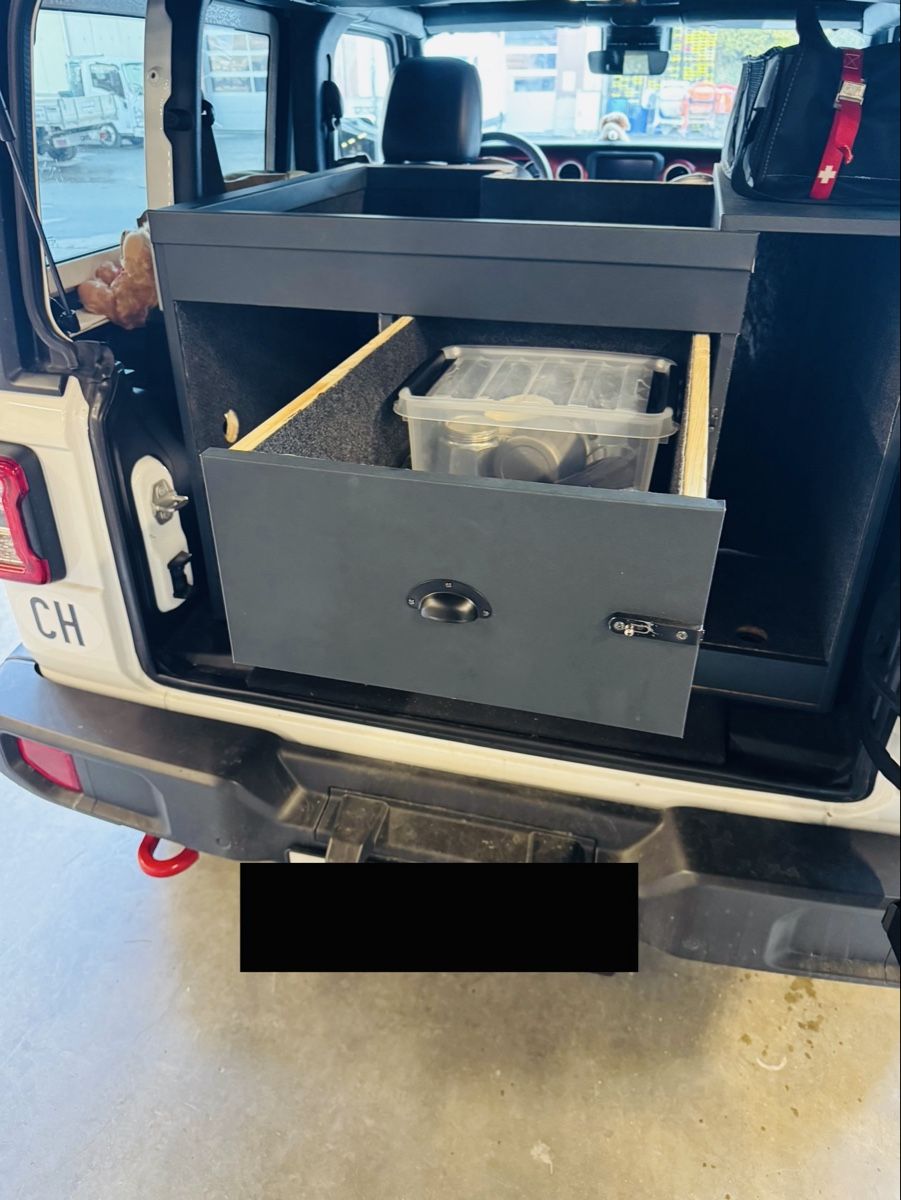 Accessori per altri veicoli: Meuble coffre aménagé jeep wrangler – Usato da Troistorrents venduto da AC.OM 2