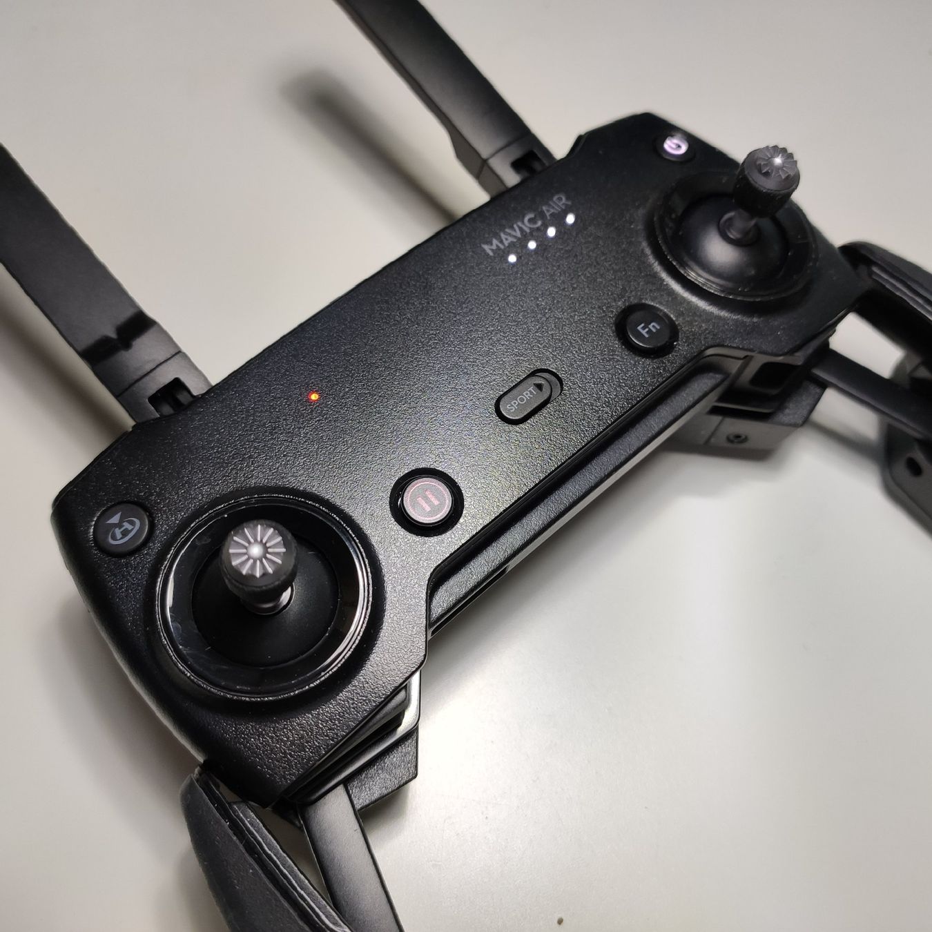 DJI Modellismo RC: DJI MAVIC AIR 1 Controller+Zubehör (Tiptop/Original!) – Usato da Zürich venduto da Biedermann23 1