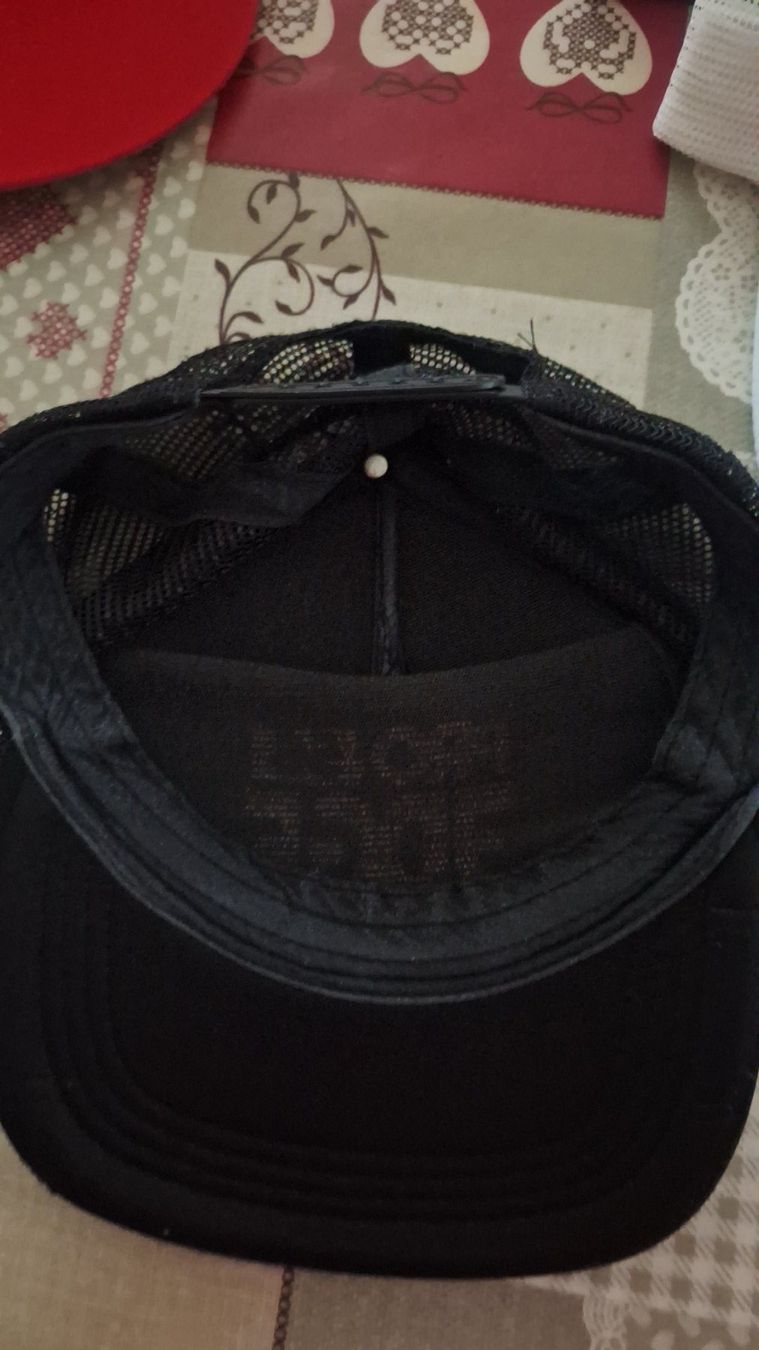 Sonstige Kleidung & Accessoires: Cap – Gebraucht aus Dintikon von lec_89sx 1