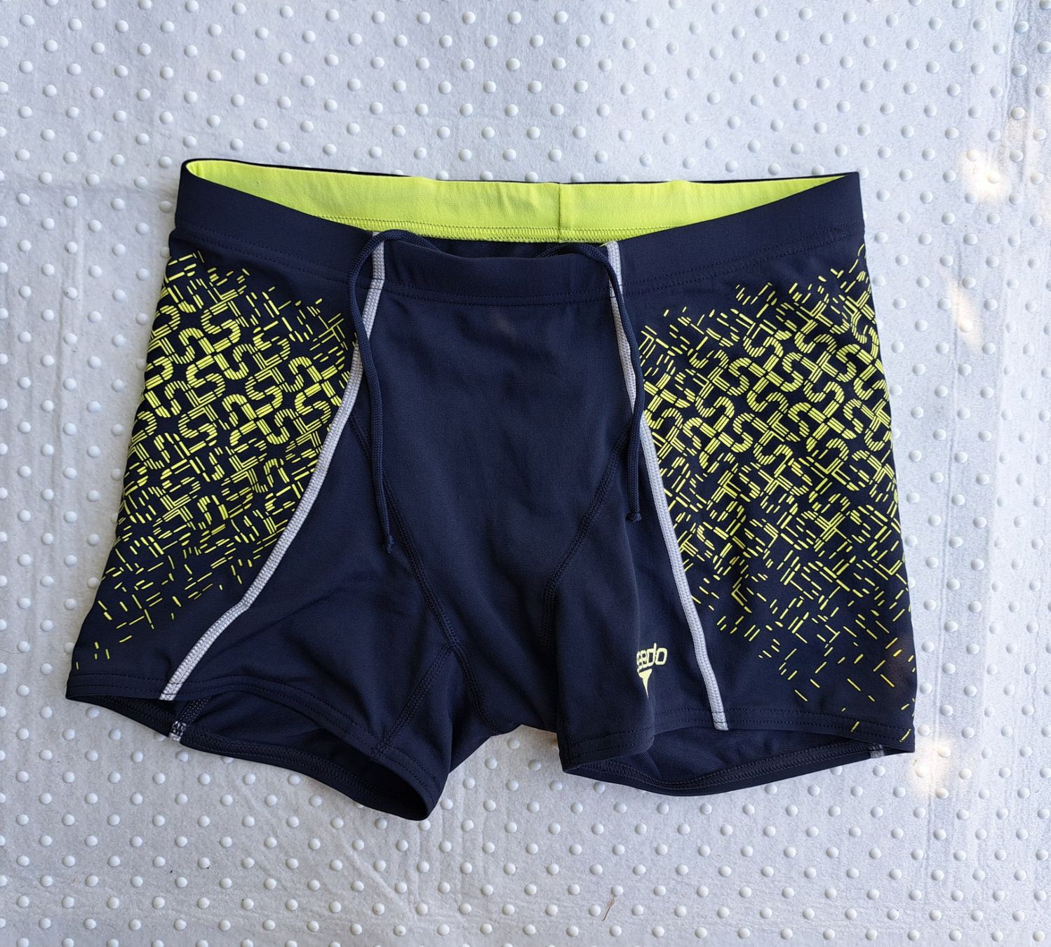 Speedo Costumi da bagno: NEU! Schöne Speedo Badehose Gr. S – Nuovo (secondo la descrizione) da Gysenstein venduto da joshuas81