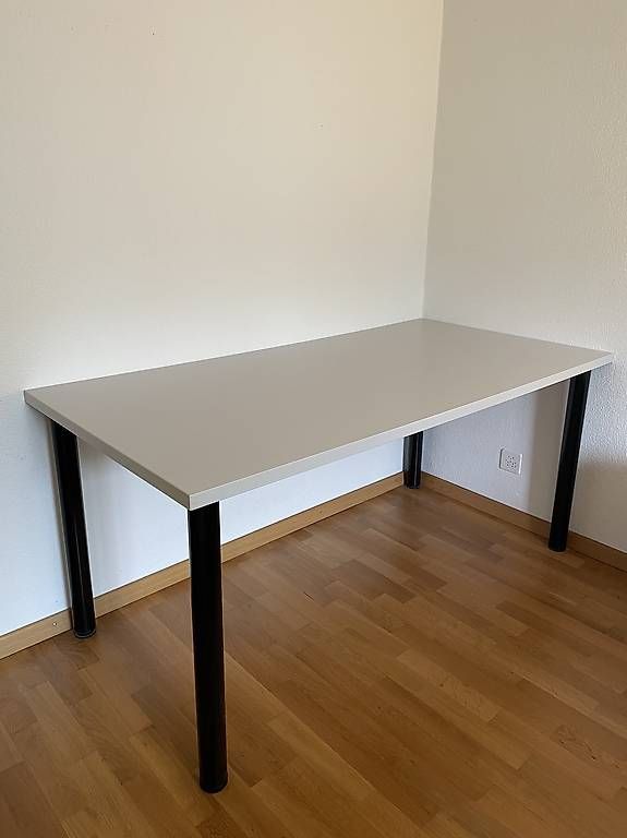 Scrivanie: Bürotisch – Usato da Bern venduto da samirasteiner