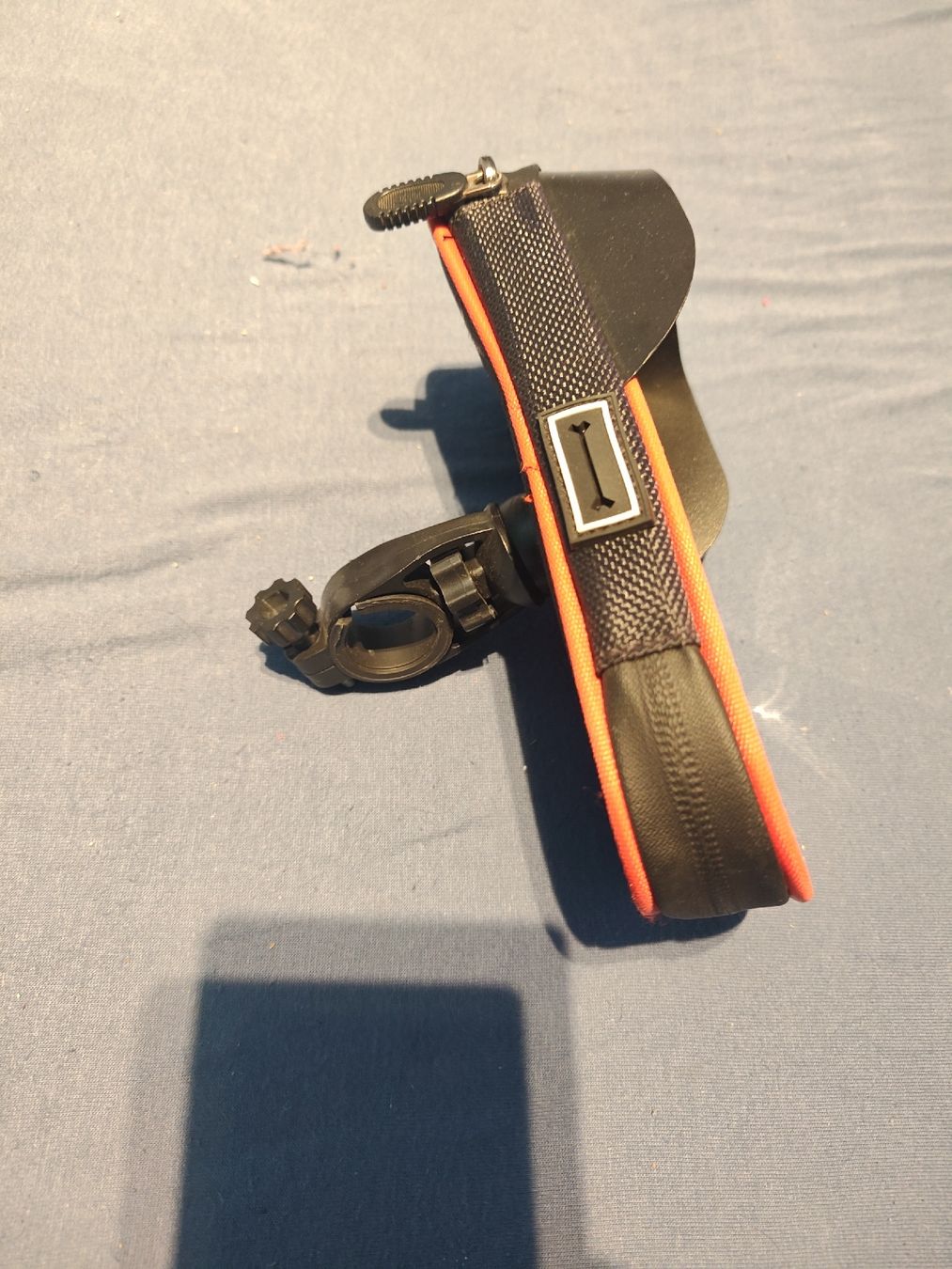Pezzi di ricambio: Fahrrad-Handytasche mit Lenkerhalterung – Usato da Fehraltorf venduto da Nefi633 1