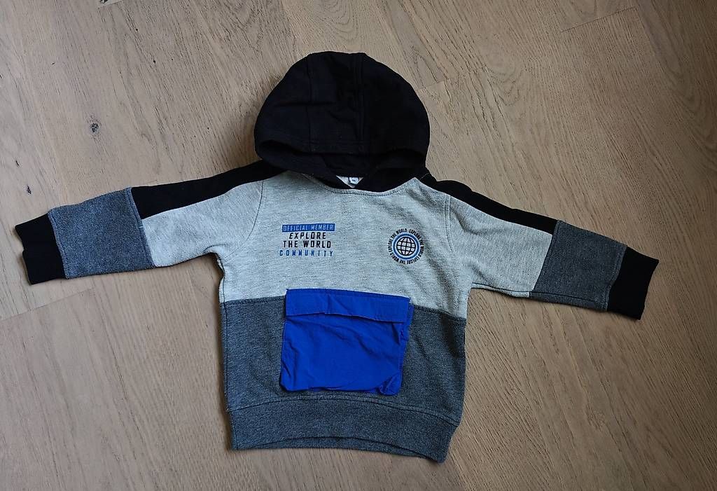 Maglioni & Felpe: Langarm Hoodie, Gr 3 Jahre – Usato da Zürich venduto da ElizavetaT